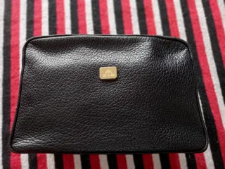 Bolso Maurice Lacroix negro con 2 cremalleras