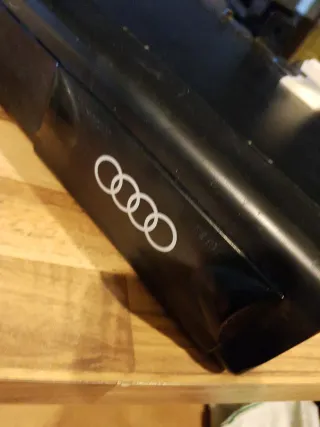 Cargador CD Audi 100 A6 S6 C4 + Cable