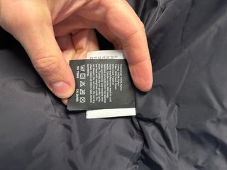 Abrigo Helly Hansen Negro