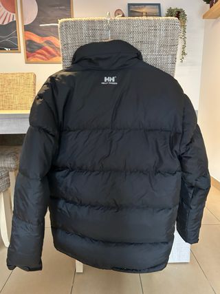 Abrigo Helly Hansen Negro