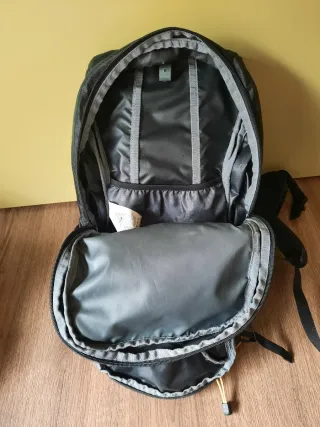 Mochila Ferrino Zephyr 22+3 Negra Mujer