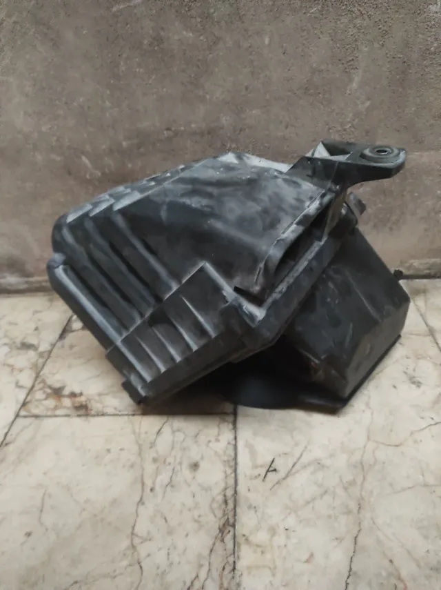 CAJA DE FILTRO AUDI A4 B5