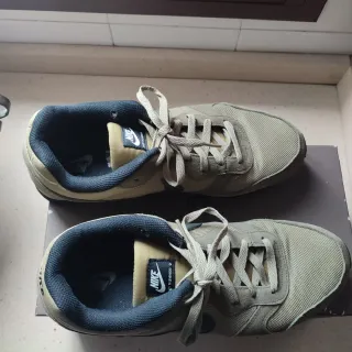 Zapatillas Nike 749794-220 Verde Pistacho