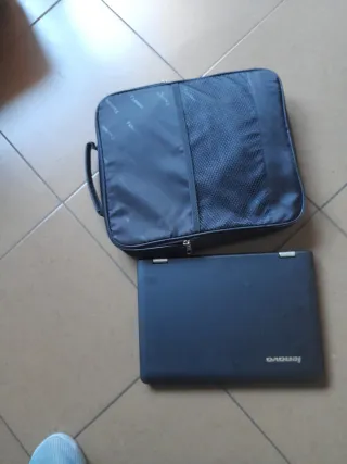 Lenovo Yoga Negro