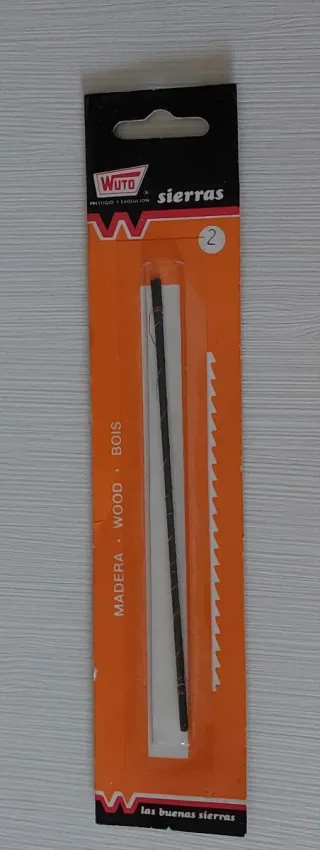 SIERRA DE MARQUETERÍA + 12 HOJAS (TODO A ESTRENAR)