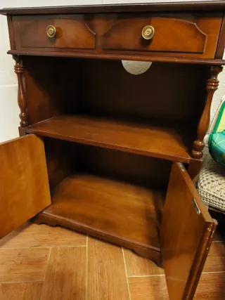 Mueble auxiliar TV madera 2 cajones y puertas