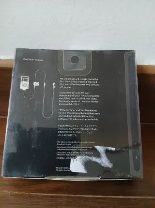 Apple iPod Radio Remote MA070G/A Blanco de Segunda mano por 150