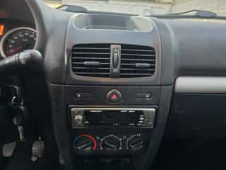 Renault Clio 2005