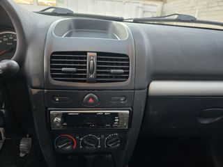 Renault Clio 2005