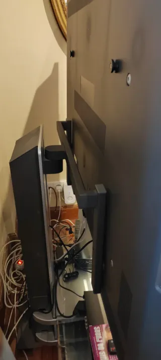 TV Philips Cineos 42 Ambilight Pixel Plus 3 HD