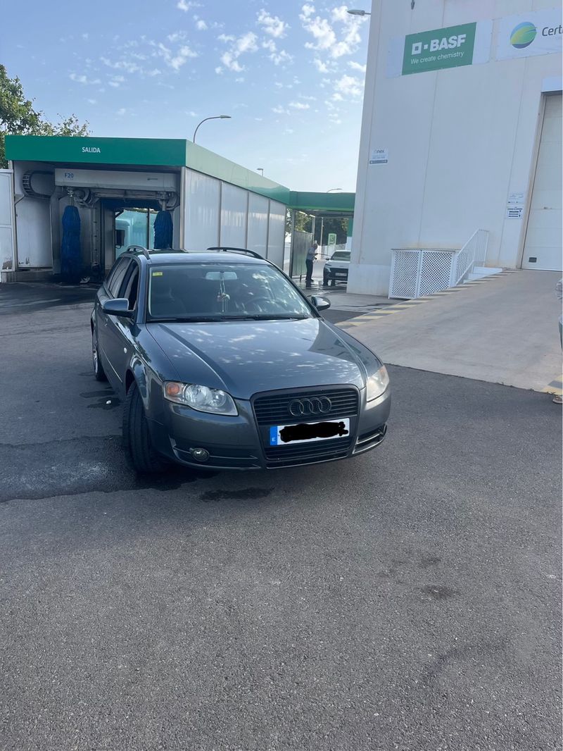 Audi A4 Avant 2008 - foto 1