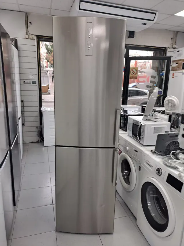 Nevera marca bosch combi a+ nofrost