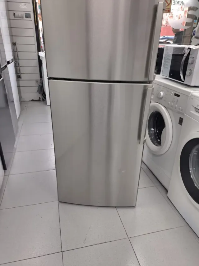 Nevera marca bosch combi a+ nofrost