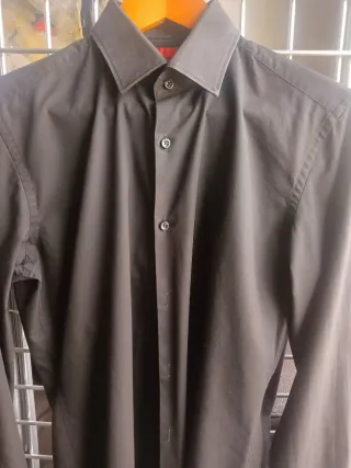 Camisa Negra Hugo Talla 37/38 (XS o S)