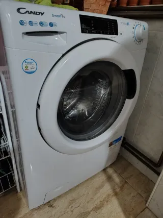 NEVERA BOSCH, LAVADORA Y VARIOS