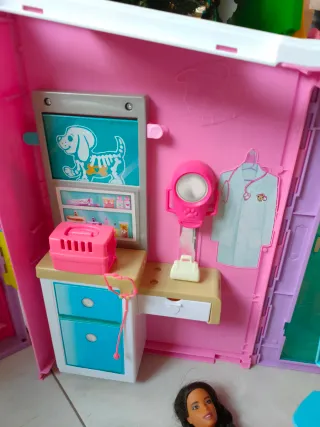 Barbie Veterinaria Clínica de Mascotas