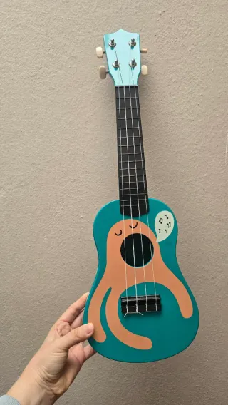 Ukelele infantil.