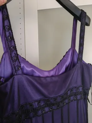 Vestido fiesta morado y negro