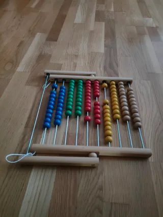 Ábaco de madera para niños