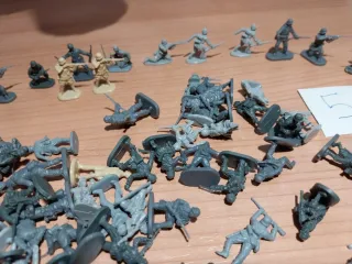 Soldatini tedeschi WWII 1/72