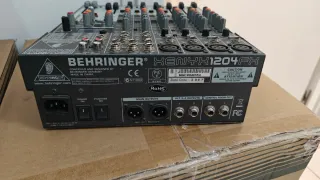 Console di mixaggio Behringer 8 canali