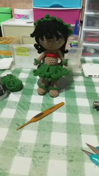 Muñecos de crochet variados