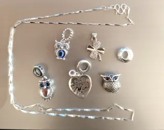 Set ciondoli e collana