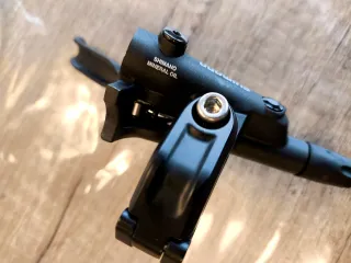 Freno Shimano M6100 DEORE