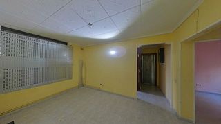 Piso en venta en Creu de Barberà en Sabadell