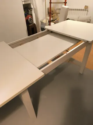 Mesa extensible Ikea blanca madera