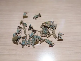 Soldatini Britannici WWII in Plastica