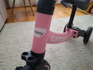 Triciclo evolutivo Correpasillos rosa