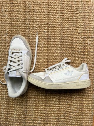 Zapatillas Adidas NYC 90 Beige/Blanco