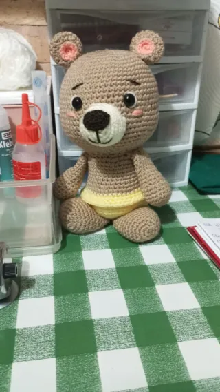 Peluches variados de crochet