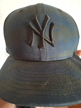 Gorra New Era NY Camuflaje Azul y Negra