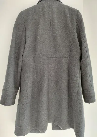 Abrigo largo gris Zara