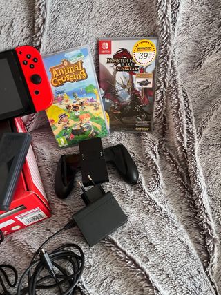 Nintendo Switch + Accesorios y Juegos