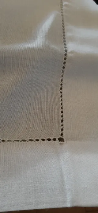 Tenda/Tovaglia Ricamata Intaglio