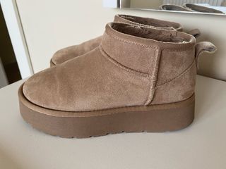 Botas niña Zara estilo Ugg marrón