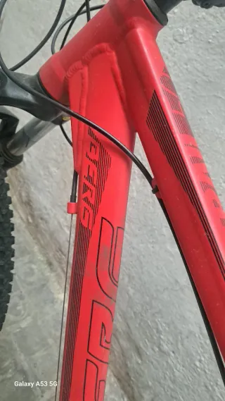 Bicicleta de Montaña Roja