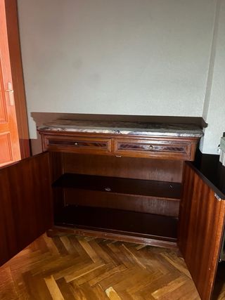 Cómoda tocador de madera y mármol