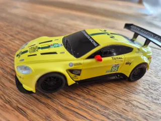 Scalextric Compact Action Digital Coches