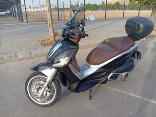 Piaggio Beverly 125