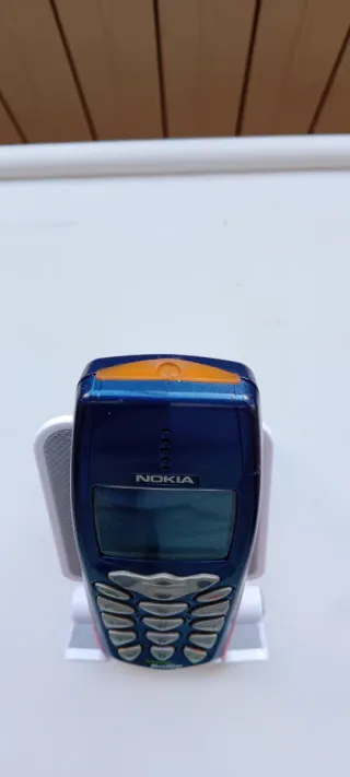 Teléfono Nokia 3510 i .Azul y Naranja. Movistar