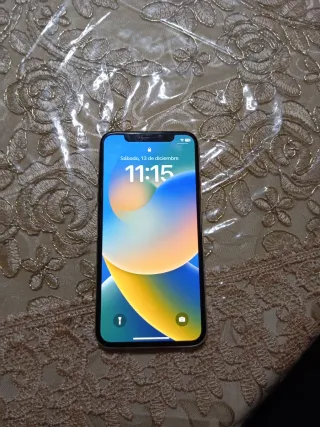 iPhone XS Argento