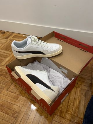 Zapatillas Puma Blancas y Negras