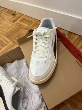 Zapatillas Puma Blancas y Negras