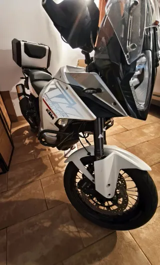 KTM 1290 Super Adventure T