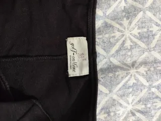 Top negro halter con botones