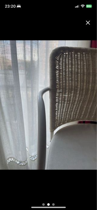 Silla de estudio decorativa beige y blanca